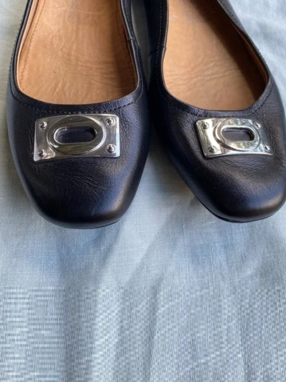 Coach black Vernon pebbled leather square toe flats - Picture 4 of 8